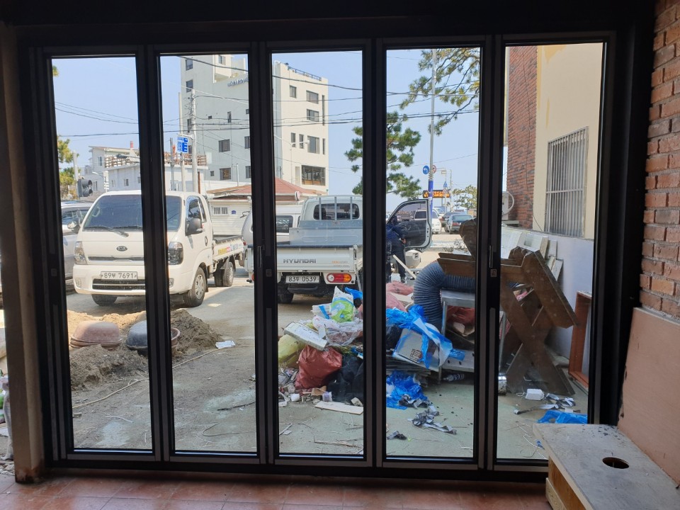 1948697120_EDhcp7fX_c10e1f2b25c04649d90a80262f994710005c74e3.jpg 이미지크게보기