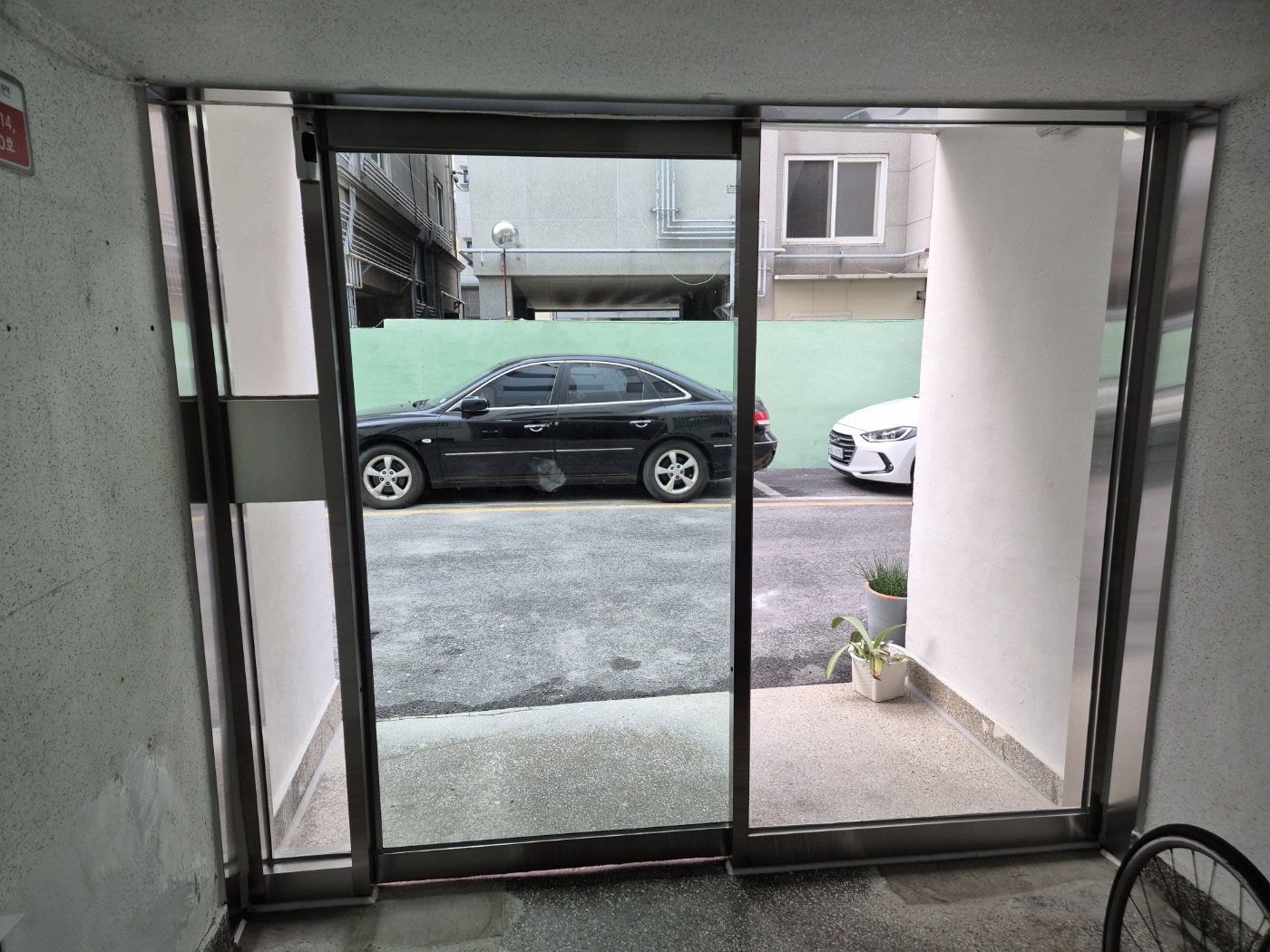 3695294320_4fTvNMFB_ca60fcf89394adf023fed95d462cb415942b8773.jpg 이미지크게보기